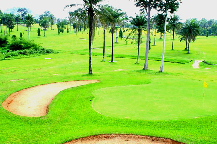 MicCom Golf Course – private Golf resort