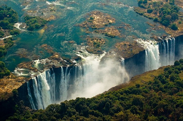 On the border between Zambia & Zimbabwe - Victoria Falls