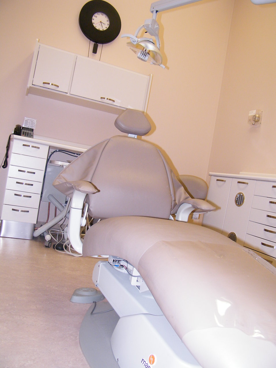 Dentist chair