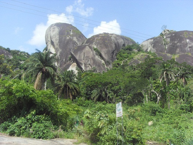 Giant Foot of Ukhuse Oke