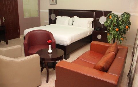 Carat24 Business Hotel & Suites