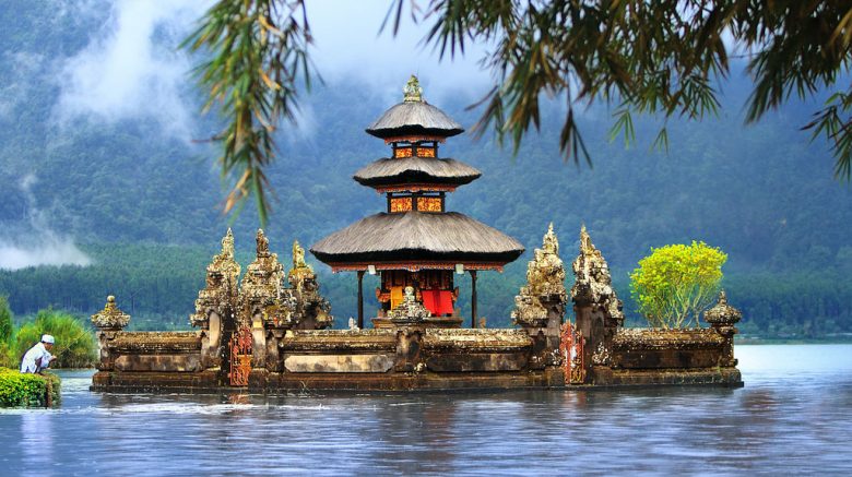 Bali religion-travelstart