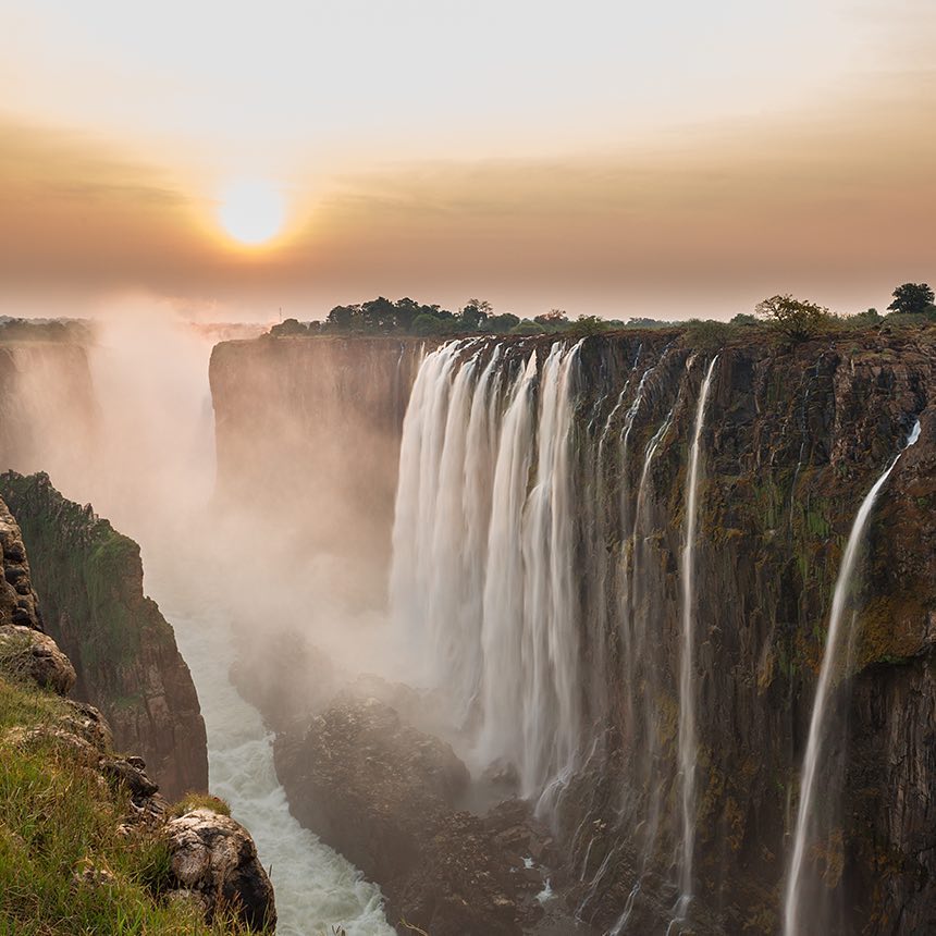 zambia-victoria falls-travelstart