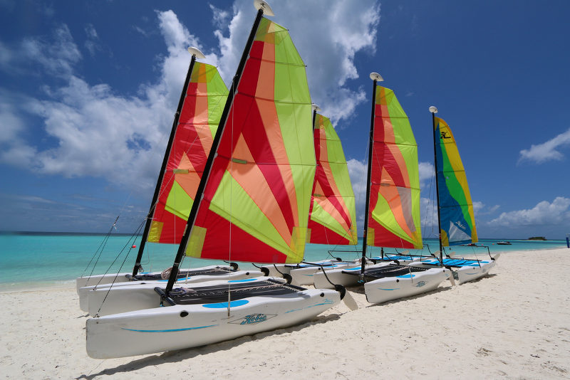 sailing in maldives