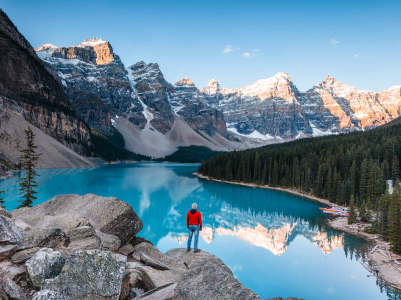 morain lake banff canada