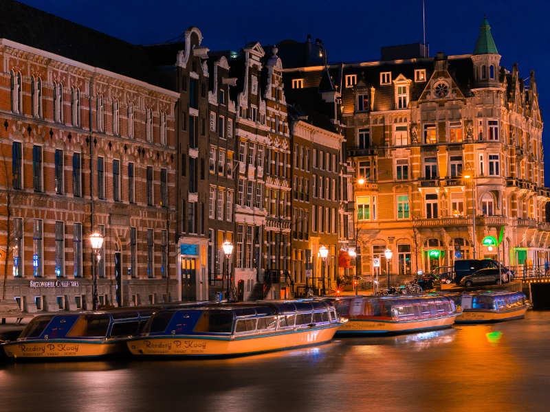 best time to visit amsterdam