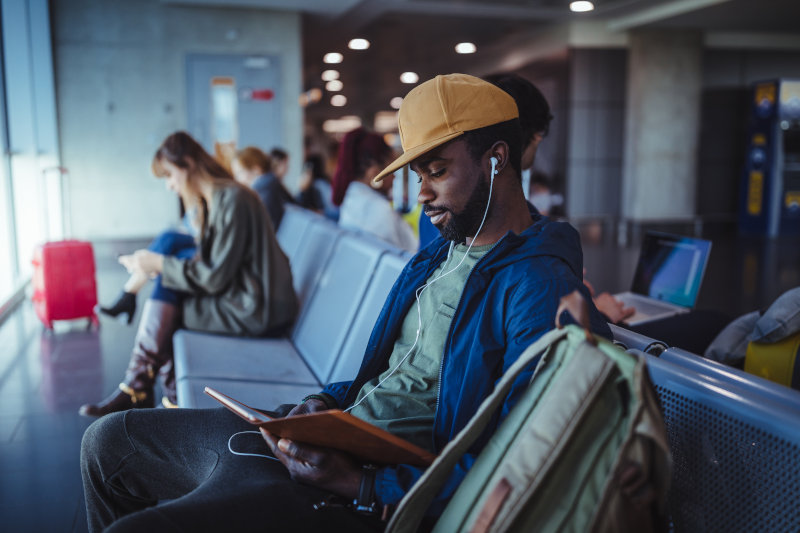 Waiting during flight delays