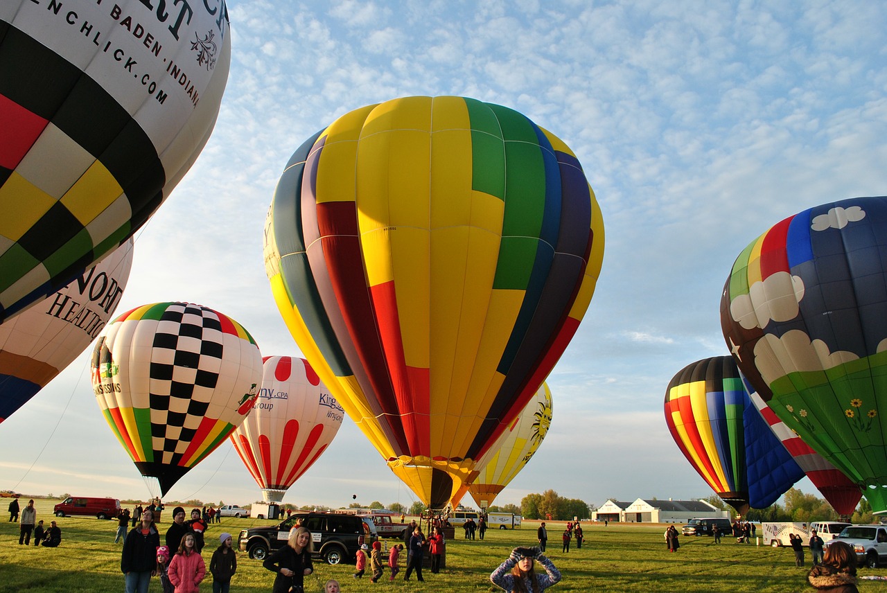 hot-air-balloons-193703_1280